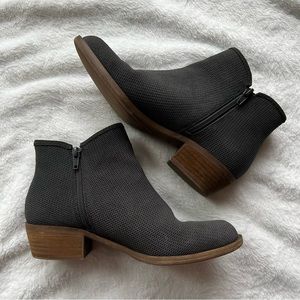 KENSIE Women's Gray Ankle Booties Size 7